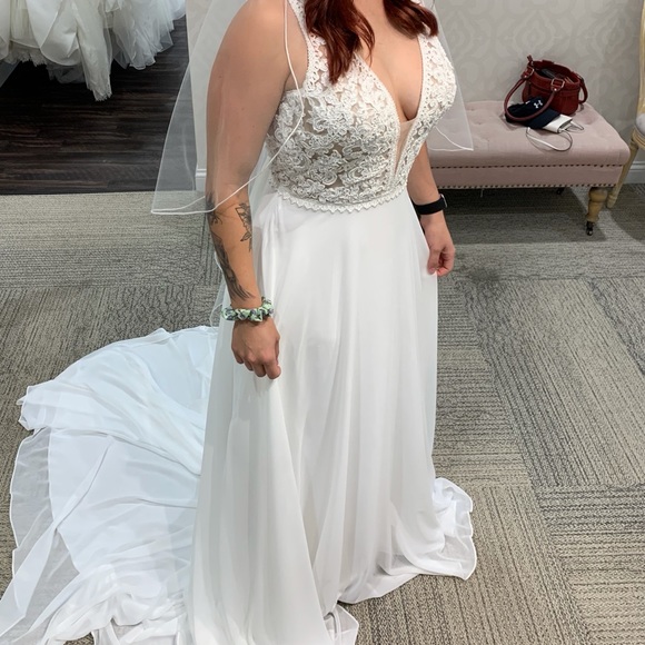 Sophias wedding dress - Picture 6 of 7